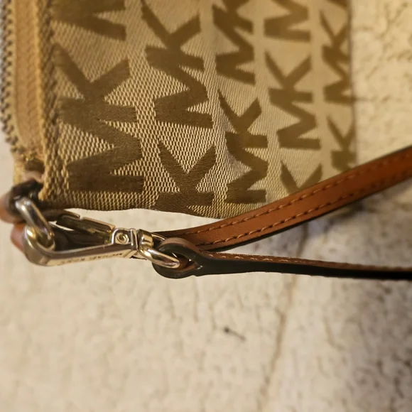 Michael Kors Tan Monogram Clutch - Picture 3 of 4
